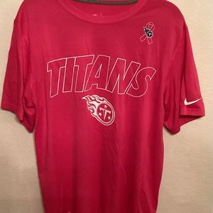 Woman’s Nike Tennessee Titans Breast Cancer Shirt
